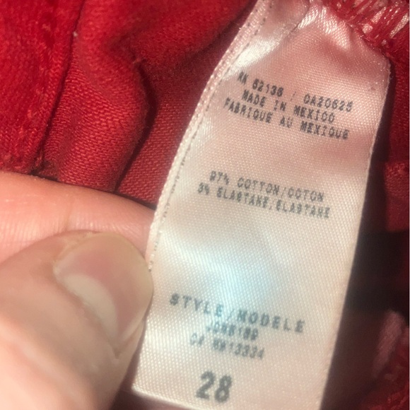 Guess Red Denim Low Rise Stretch Capris With Real Pockets size 28 - Picture 12 of 16